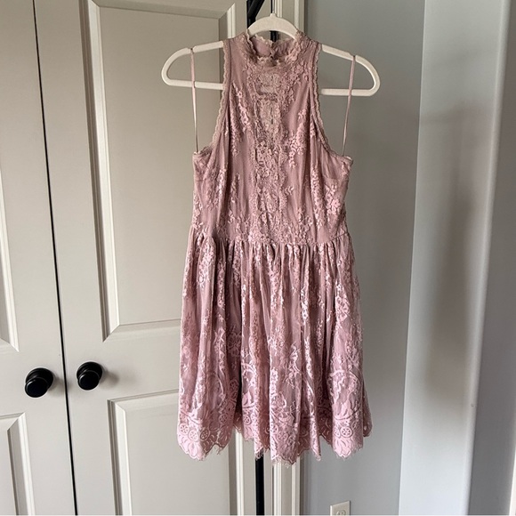 free people movement Dresses & Skirts - Free People Blush Lace Open Back Dress Boho Romantic Size 8